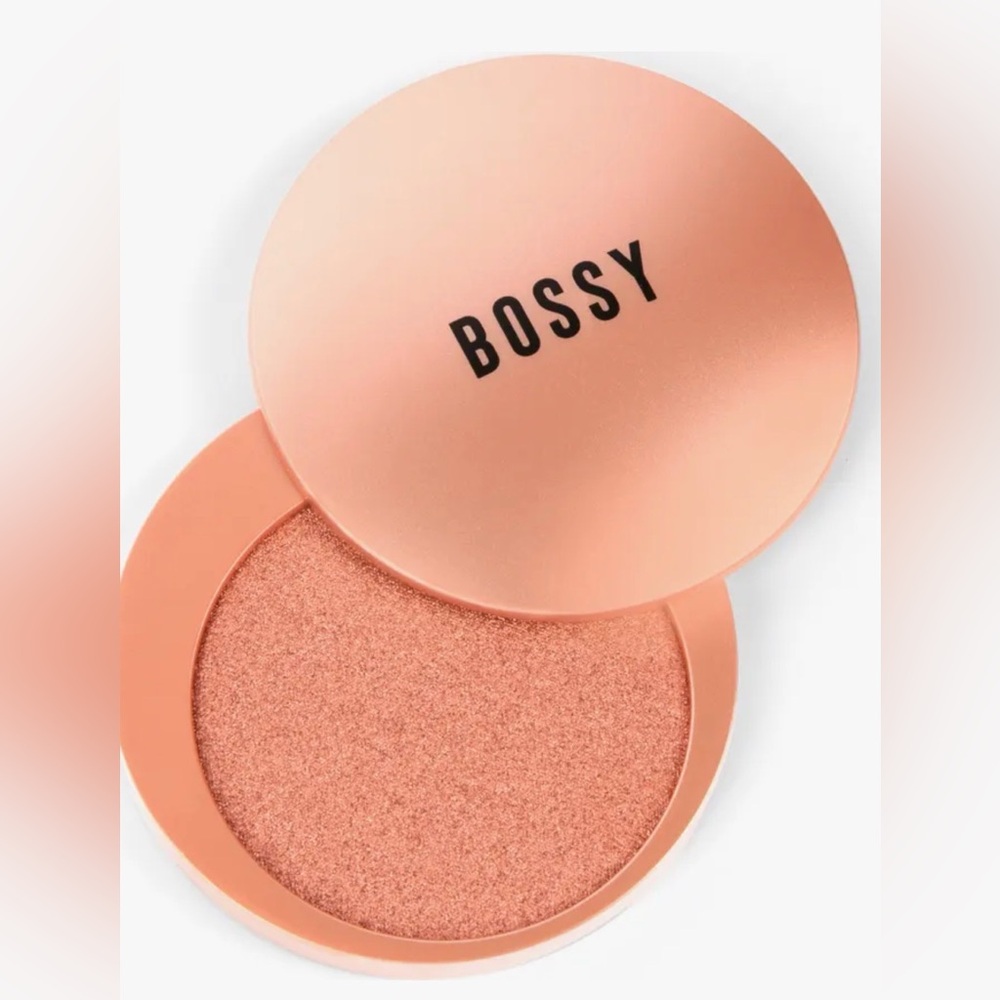 Bossy BEDAZZLING Shimmer Highlighter - Radiant Peach Glow